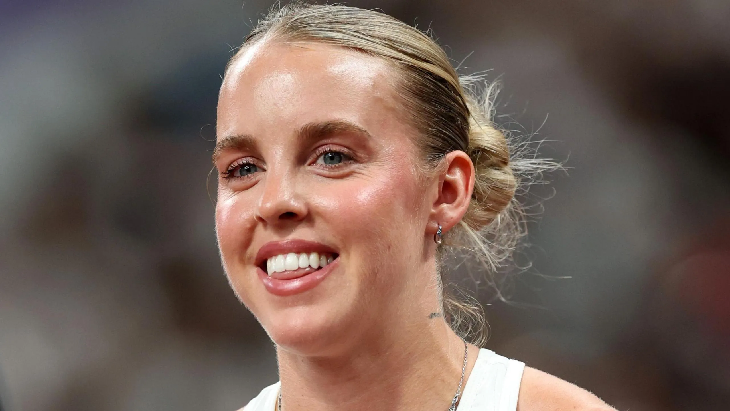 Hodgkinson Kicks off Global Championship Campaign with Victory